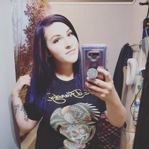 Meet your Posher, Cynthia